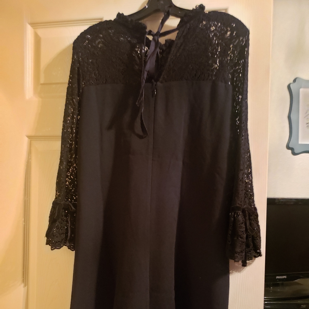 Worthington black dress, lace, velvet ties, 12